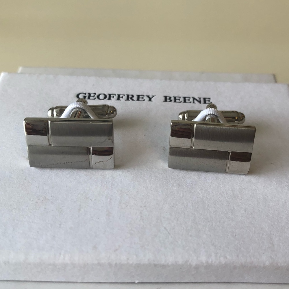 NWT Geoffrey Beene Cuff Links